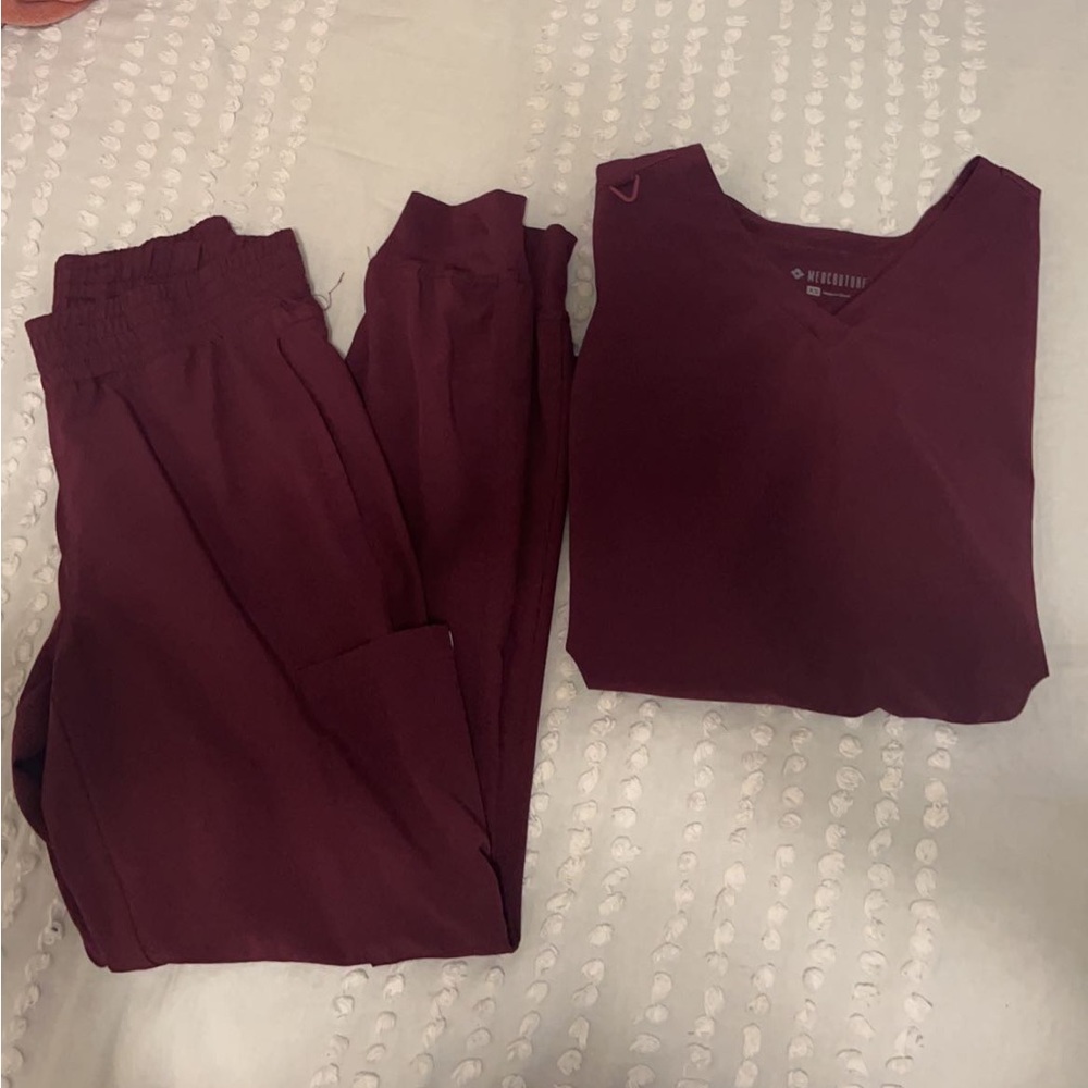 Scrubs set by Ned couture
